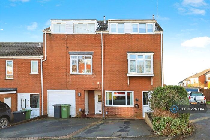 4 Bedroom Terraced House To Rent In Harold Evers Way, Kidderminster, DY10