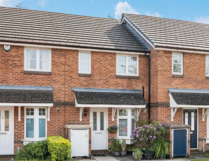 2 Bedroom Terraced House For Sale In Penfolds Place, Arundel, BN18