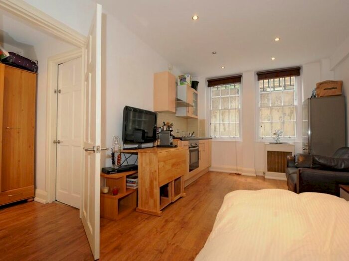 Studio To Rent In Ivor Court, Gloucester Place, NW1
