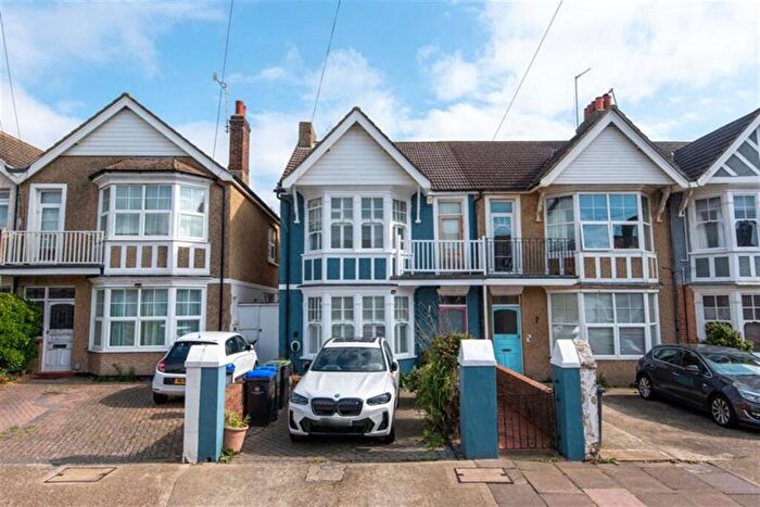 3 Bedroom House For Sale In Navarino Road, Worthing, BN11