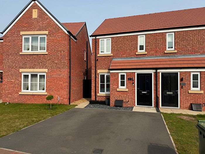 2 Bedroom Semi Detached House For Sale In Wilton Avenue, Hampton Gardens, Peterborough, PE7