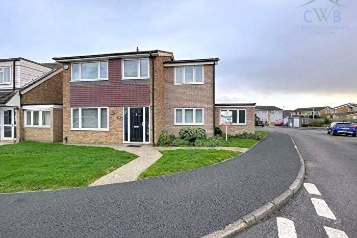 4 Bedroom Detached House For Sale In Pout Road, Snodland, ME6