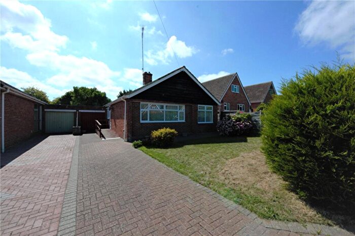 2 Bedroom Bungalow For Sale In Shelden Drive, Rainham, ME8