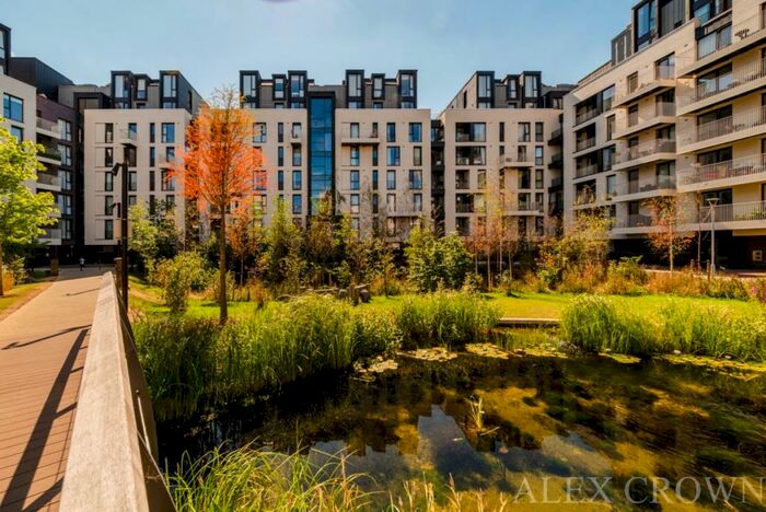 3 Bedroom Apartment To Rent In Forrester Way, Stratford, E15