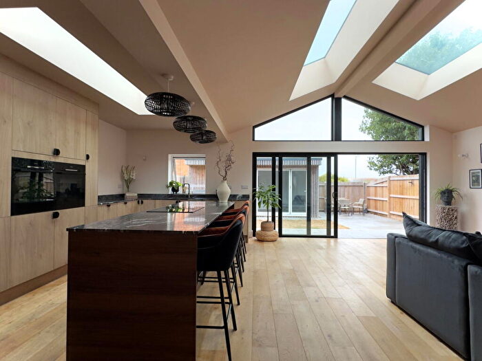 2 Bedroom Detached Bungalow For Sale In Eastchurch Road, Cliftonville, Margate, CT9