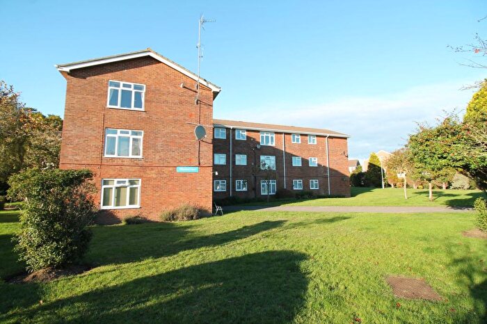 2 Bedroom Flat To Rent In Curlew Road, Whimbrel Court, BH23