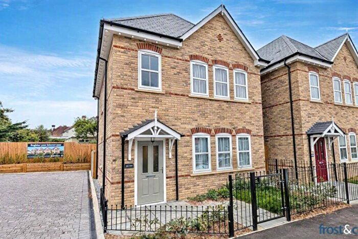3 Bedroom Detached House For Sale In Chapel Road, Lower Parkstone, Poole, Dorset, BH14