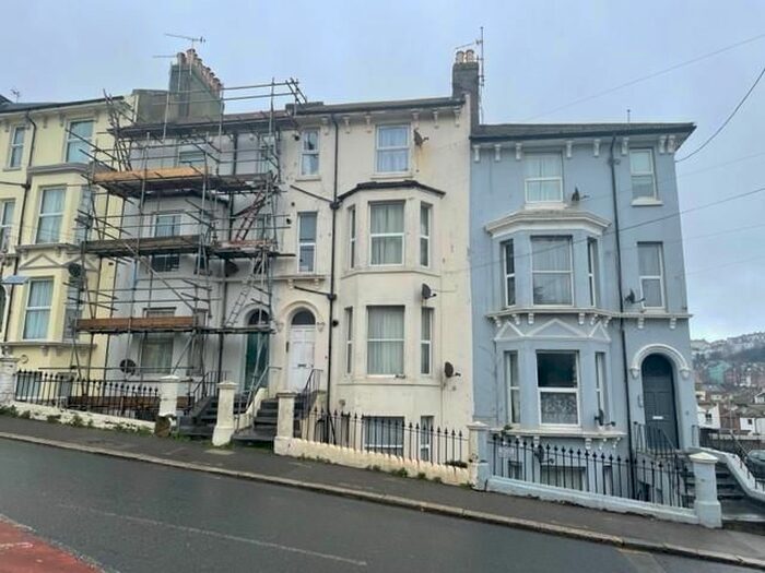 1 Bedroom Flat To Rent In South Terrace, Hastings, TN34