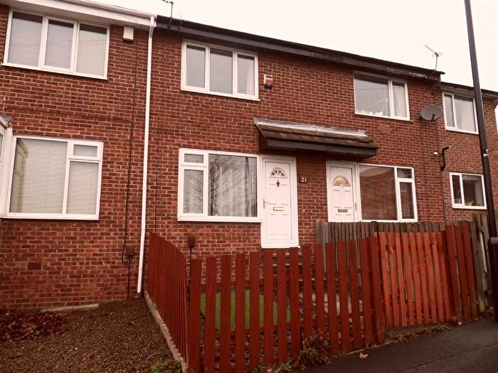 2 Bedroom Terraced House To Rent In Bath Road, Bramley, Leeds, LS13