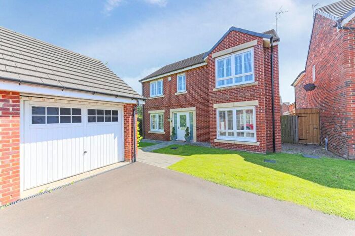 4 Bedroom Detached House For Sale In Hadrian Wynd, Wallsend, NE28
