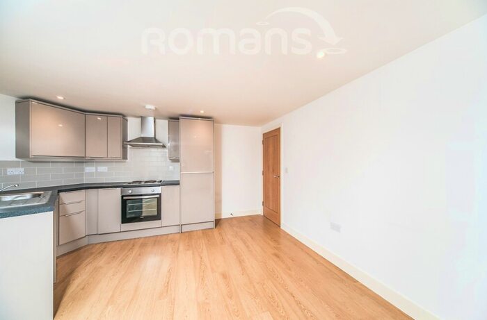 1 Bedroom Apartment To Rent In Woodley House, Crockhamwell Road, RG5