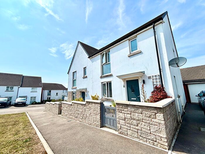 3 Bedroom Semi-Detached House To Rent In Godrevy Drive, Hayle, TR27