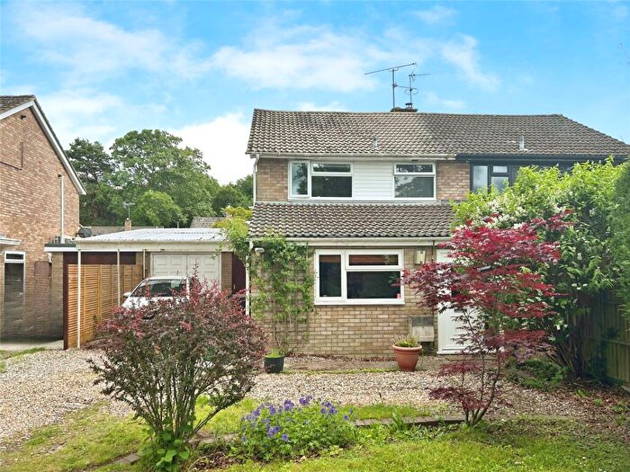 3 Bedroom Semi-Detached House For Sale In Normoor Road, Burghfield Common, RG7