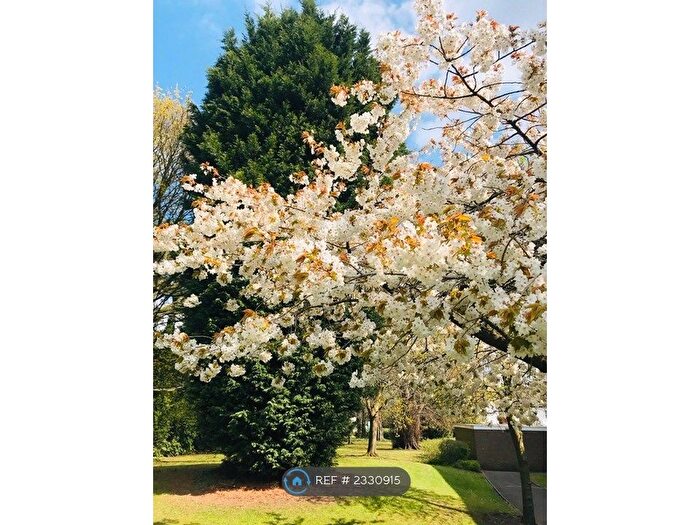 2 Bedroom Flat To Rent In Stockdale Place, Birmingham, B15