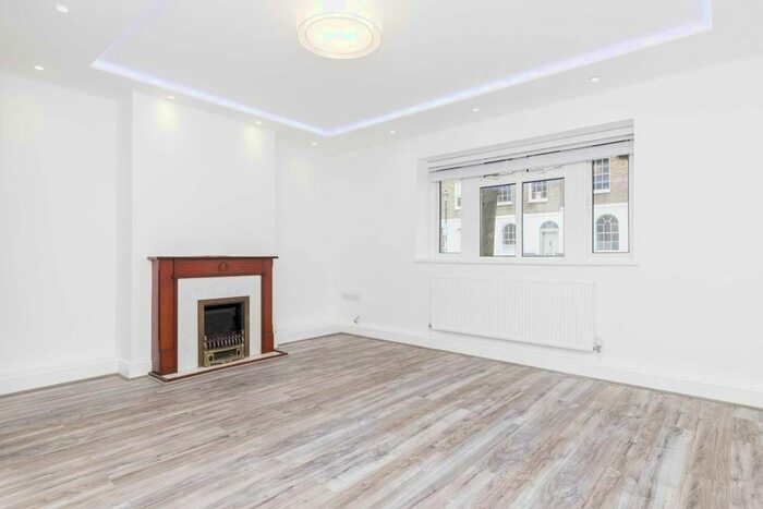 Studio To Rent In College Cross, London, N1