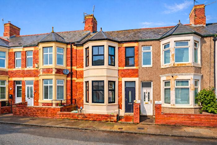3 Bedroom Terraced House For Sale In Oxford Street, Barry, CF62