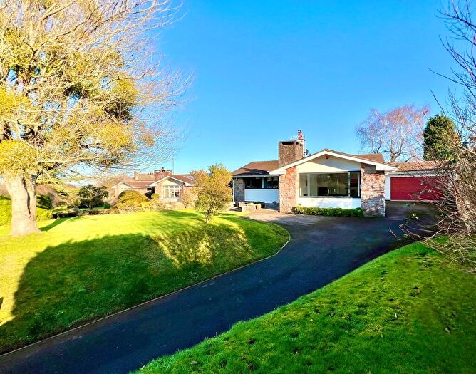 4 Bedroom Detached House For Sale In Yew Tree Lane, Compton Martin, BS40