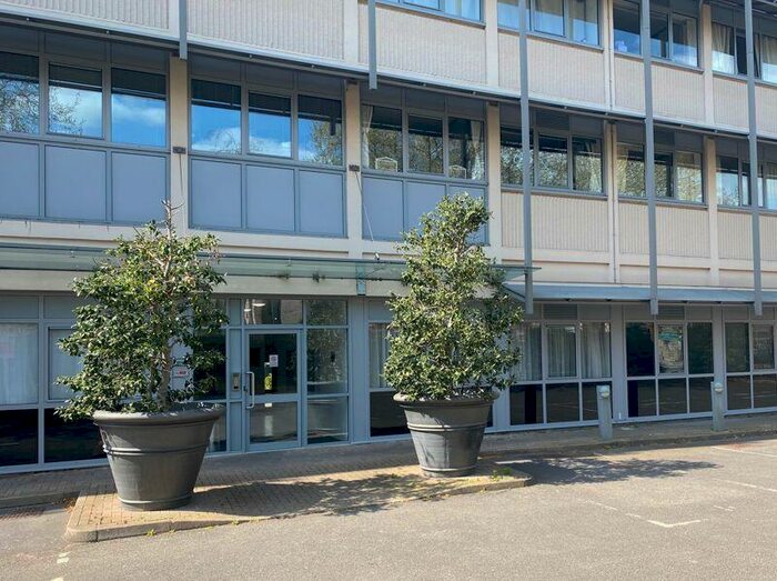 1 Bedroom Apartment To Rent In Between Towns Road, East Oxford, OX4