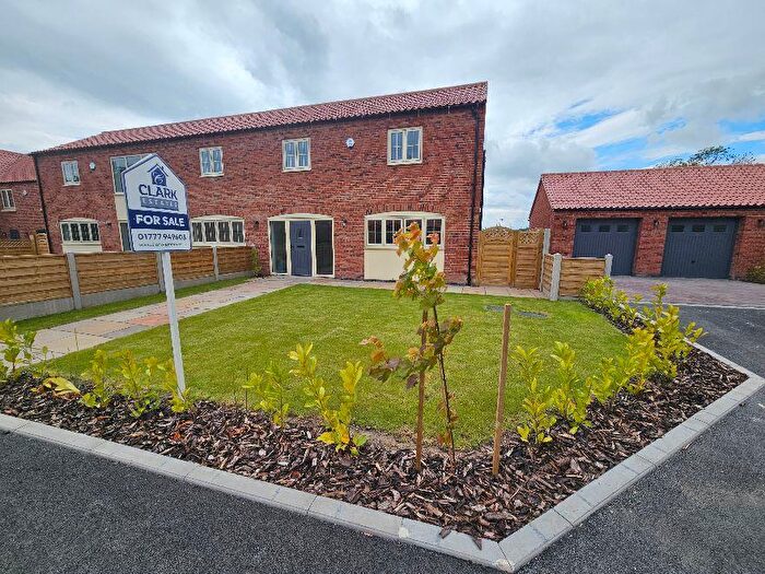 3 Bedroom Semi-Detached House For Sale In Retford Road, South Leverton, Retford, DN22