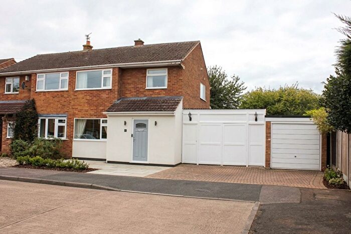 3 Bedroom Semi Detached House To Rent In Leopold Close, Countesthorpe, LE8