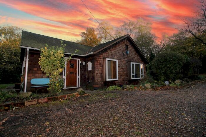 3 Bedroom Bungalow To Rent In Bowesden Lane, Shorne, Gravesend, Kent, DA12