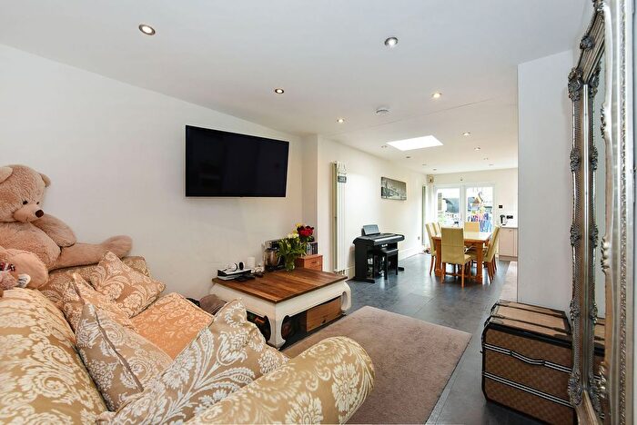 3 Bedroom Property To Rent In Henniker Gardens, London, E6