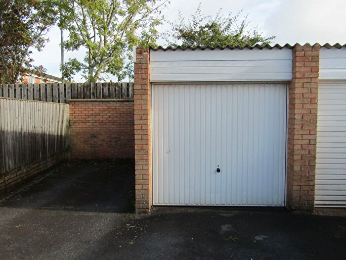 Garage / Parking To Rent In Sargent Close, Exeter, EX1