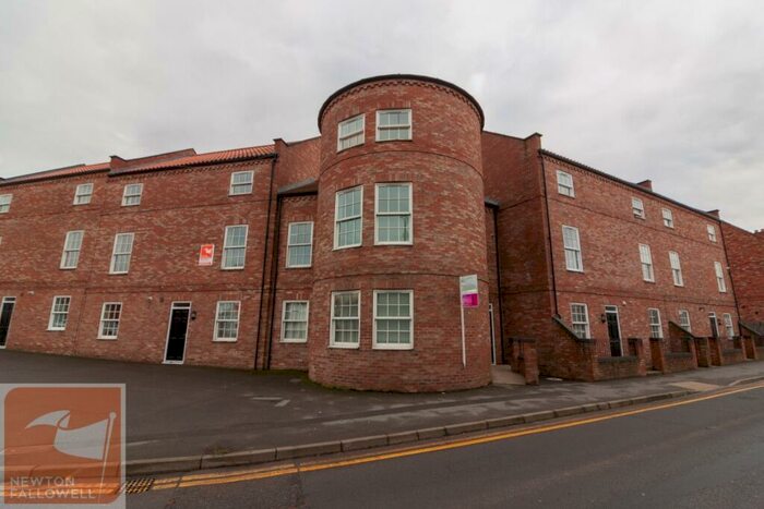 2 Bedroom Flat To Rent In Wellesley Court, Retford, DN22