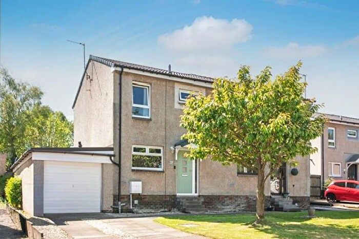 3 Bedroom Semi-Detached House For Sale In Rowan Crescent, Falkirk, FK1