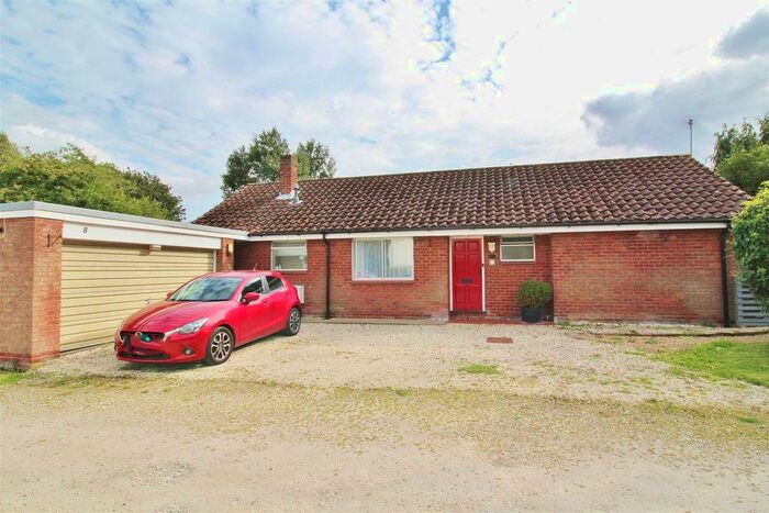 3 Bedroom Detached House To Rent In York Road, Riccall, Selby, YO19