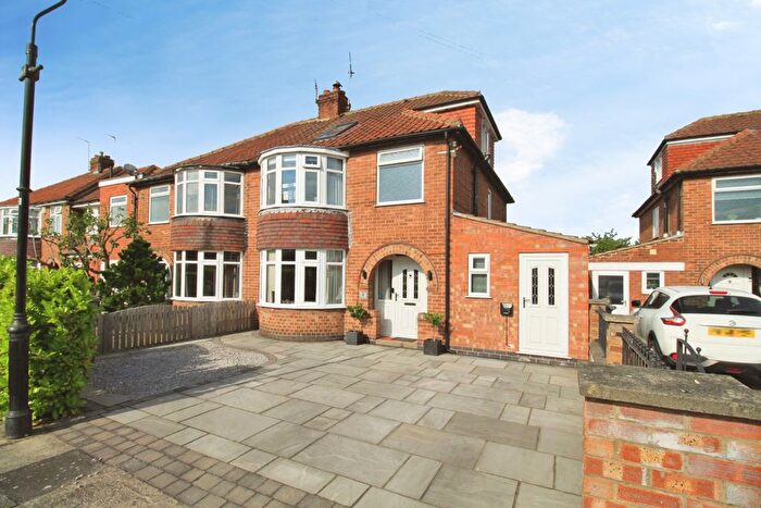 4 Bedroom Semi-Detached House For Sale In Bracken Hill, Osbaldwick, York, YO10