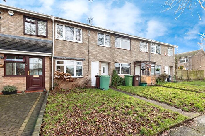 3 Bedroom Terraced House For Sale In Walsgrave Drive, Solihull, West Midlands, B92
