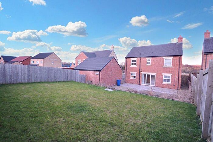 4 Bedroom Detached House For Sale In Somerset Avenue, Alnwick, NE66