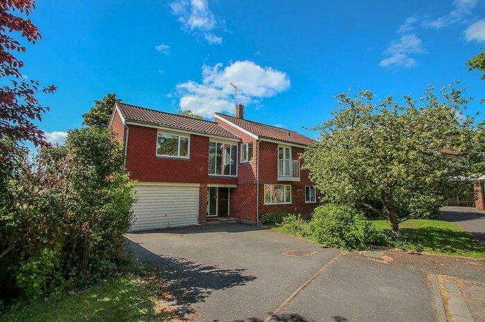 6 Bedroom Detached House To Rent In Queen Anne Drive, Claygate, Esher, KT10