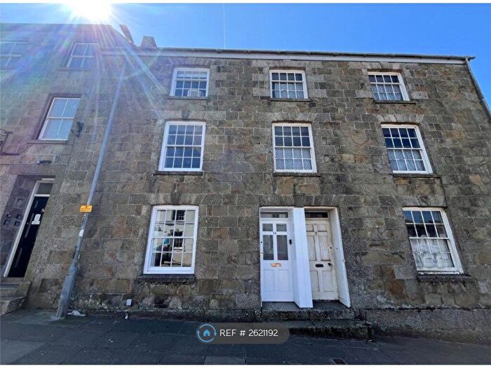 4 Bedroom Terraced House To Rent In Coinagehall Street, Helston, TR13