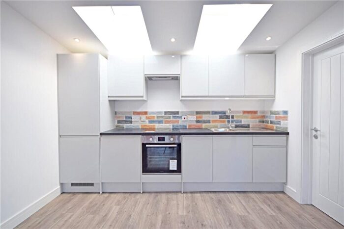 1 Bedroom End Of Terrace House To Rent In Dudley Road, Cambridge, CB5