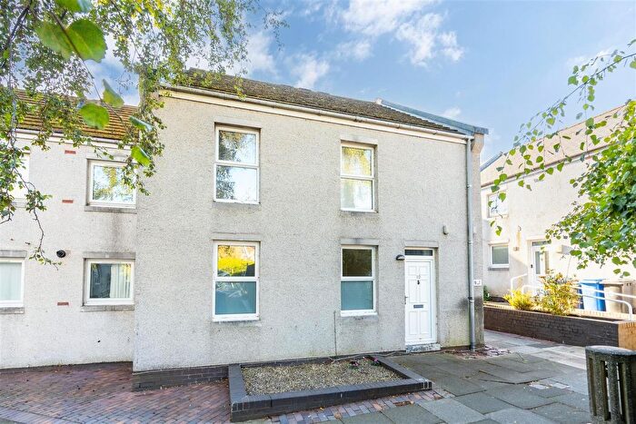 2 Bedroom Flat For Sale In Dawson Place, Morpeth, NE61