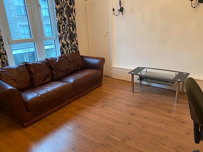 1 Bedroom Flat To Rent In George Street, City Centre, Aberdeen, AB25