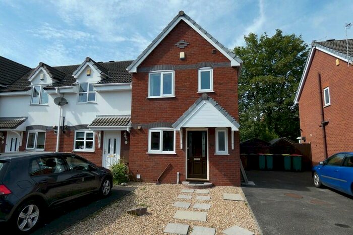 2 Bedroom Semi-Detached House To Rent In Drakes Croft, Ashton, PR2
