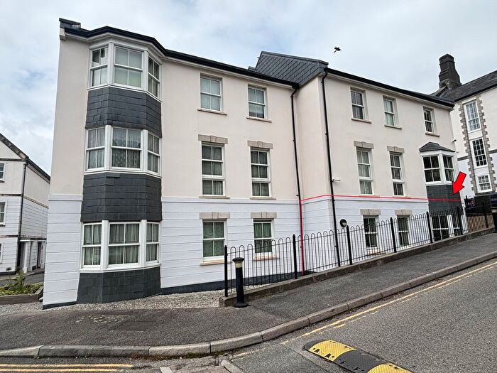 2 Bedroom Flat For Sale In Royffe Way, Bodmin, PL31