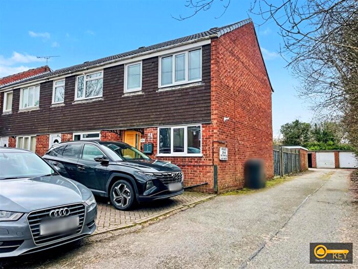 2 Bedroom End Of Terrace House For Sale In Whittleford Road, Nuneaton, CV10