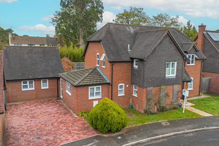 5 Bedroom Detached House For Sale In The Gabriels, Newbury, Berkshire, RG14