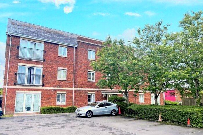 1 Bedroom Flat To Rent In Clayton Drive, Swansea, SA4