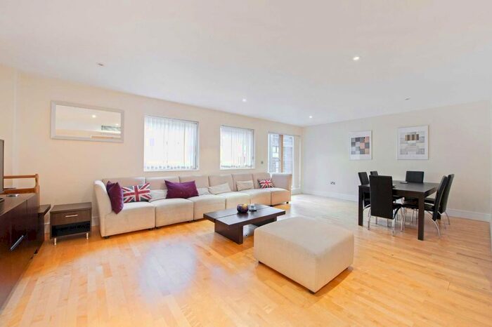 3 Bedroom Flat To Rent In Monck Street, London, SW1P