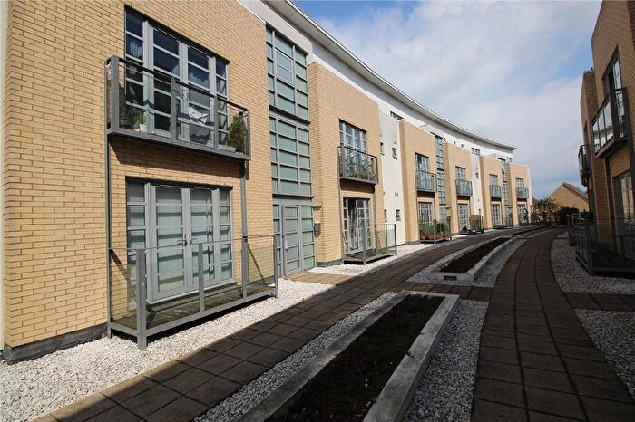 1 Bedroom Flat To Rent In Charlesmere Gardens, Battery Road, Thamesmead, London, SE28