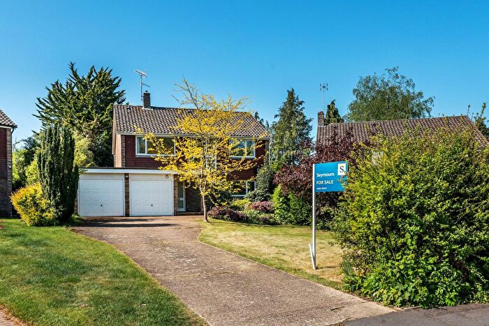 4 Bedroom Detached House For Sale In Guildford, Surrey, GU1
