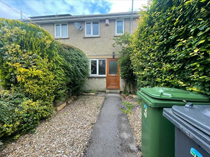 2 Bedroom House To Rent In Eastgate Close, Bramhope, Leeds, West Yorkshire, LS16