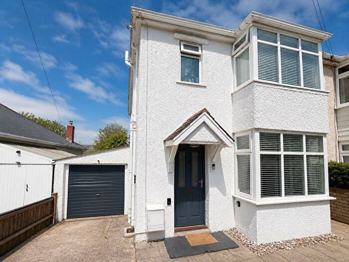 3 Bedroom Semi-Detached House For Sale In Kings Road West, Swanage, BH19