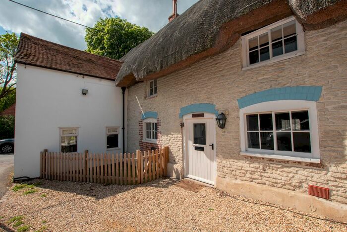 3 Bedroom Cottage To Rent In Brook Street, Benson, Wallingford, OX10