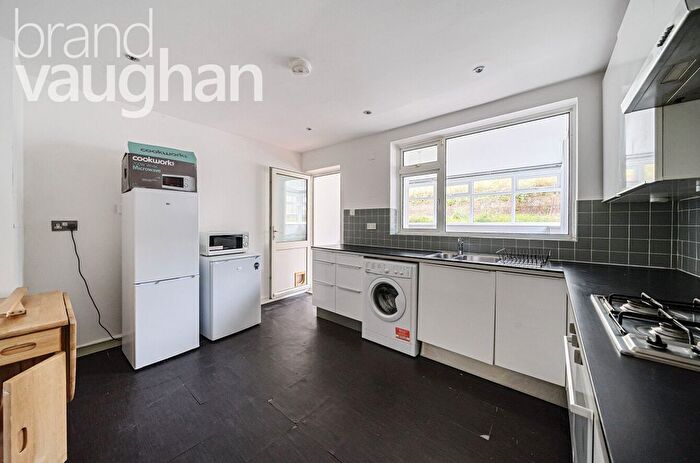 6 Bedroom Terraced House To Rent In Findon Road, Brighton, East Sussex, BN2